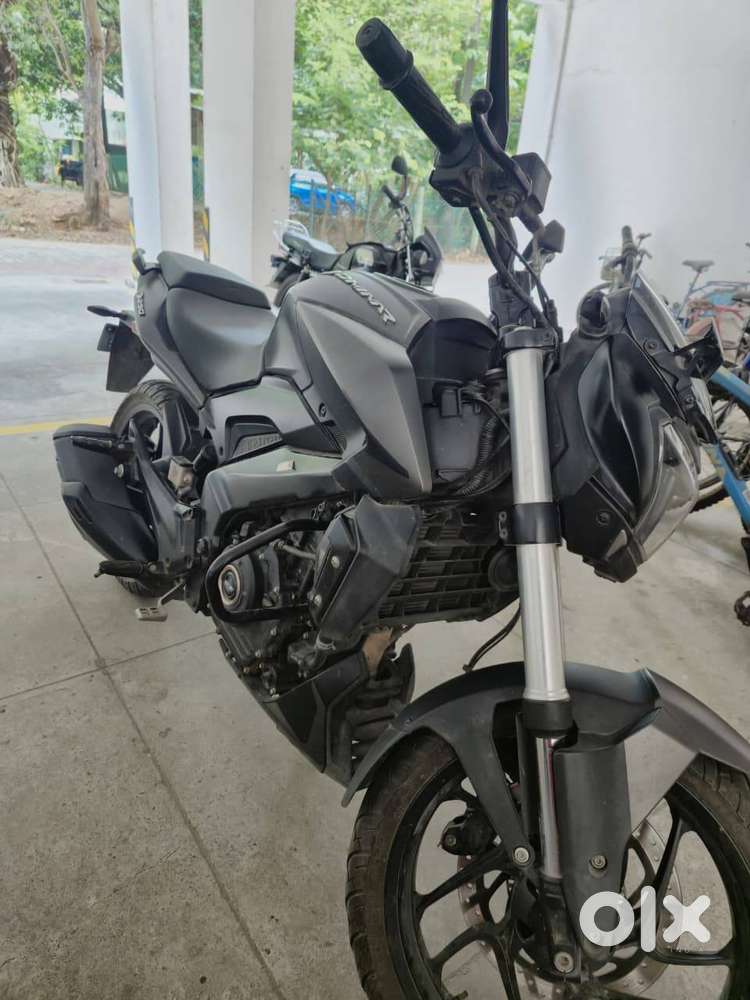 Bajaj 250, manufacturing date 2021, Black colour