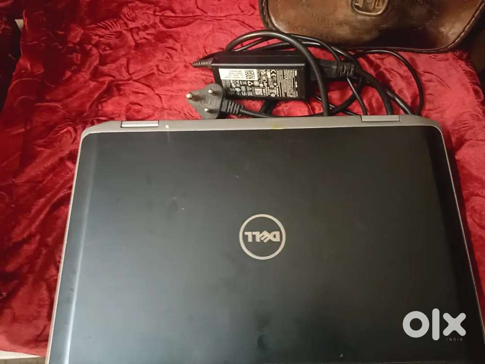 DELL  Laptop