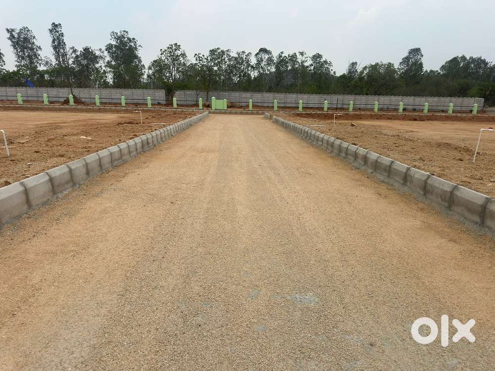 OPEN PLOTS NEAR FUTURE CITY