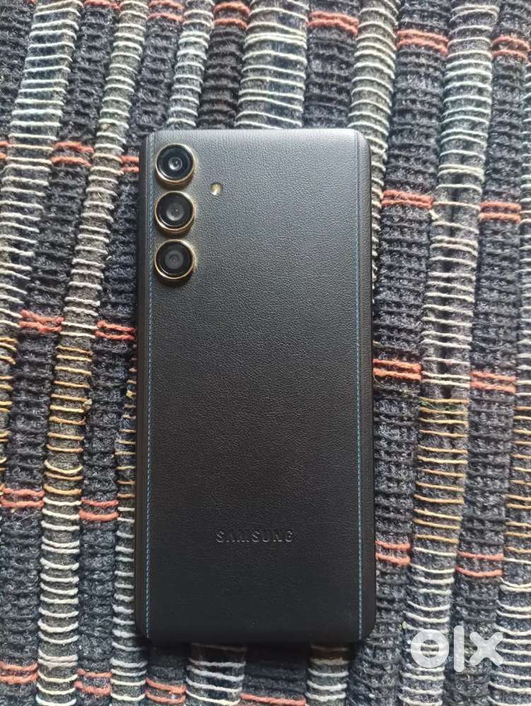 Samsung galaxy f55 8/128condition 8 month old