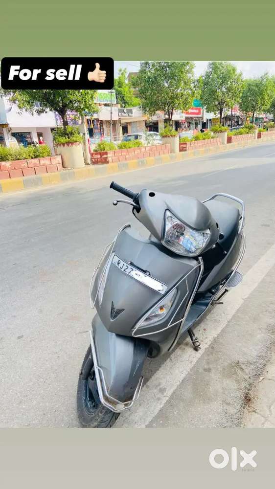 Sell scooty