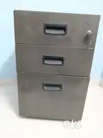 Iron cash box
