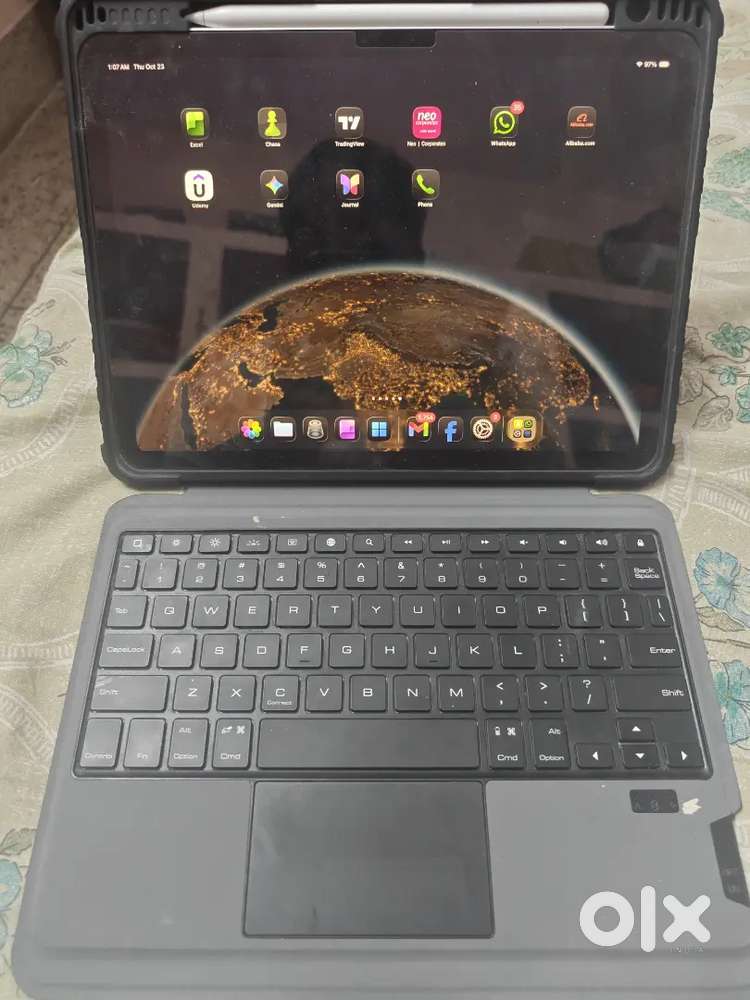 IPAD air M2  apple pencil pro  nikson keybord  apple care +