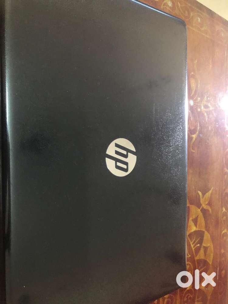 Hp i5-8th/4 gb/1 TB HDD