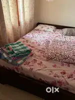 Queen size cot for sale