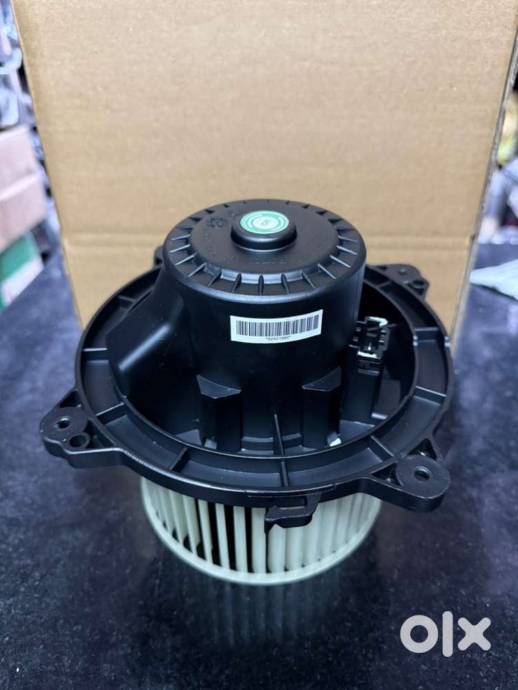 BRAND NEW SCORPIO M2DI/MHAWK CAR AC BLOWER MOTOR GENIUNE AND OEM.