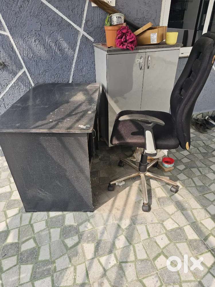 Computer Table, Office Chair