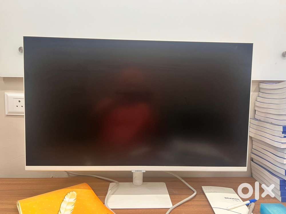 Samsung M5 smart screen