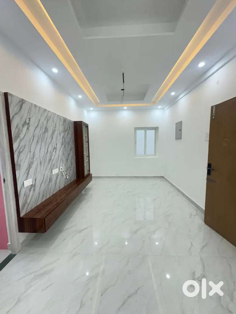 Thoraipakkam new 2 BHK flat at 71.5 Lakhs. Walkable OMR 700 Meters