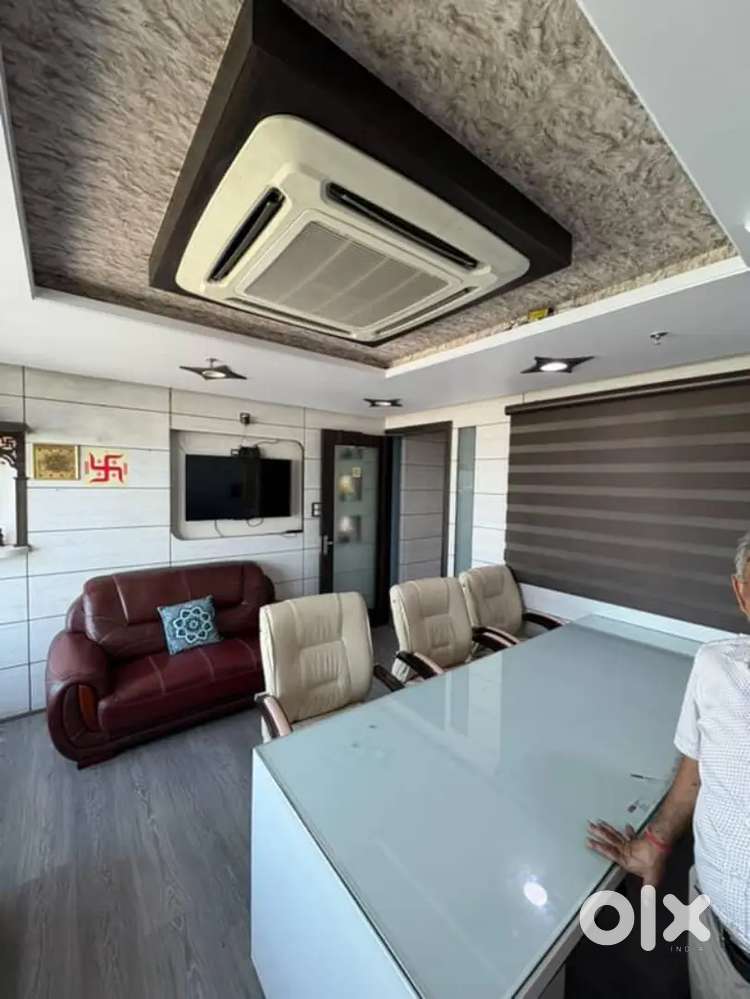 Vaishali, Ultra Luxury Office in commercial building, Duct A/C, 2T.V.