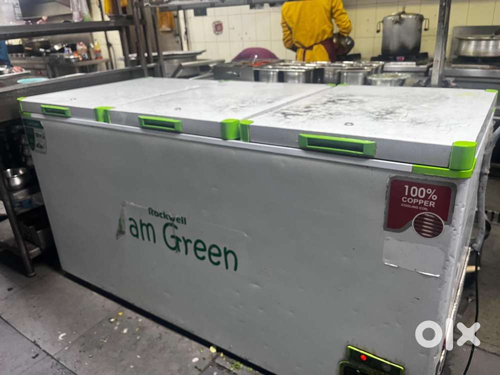 3 door commercial freezer