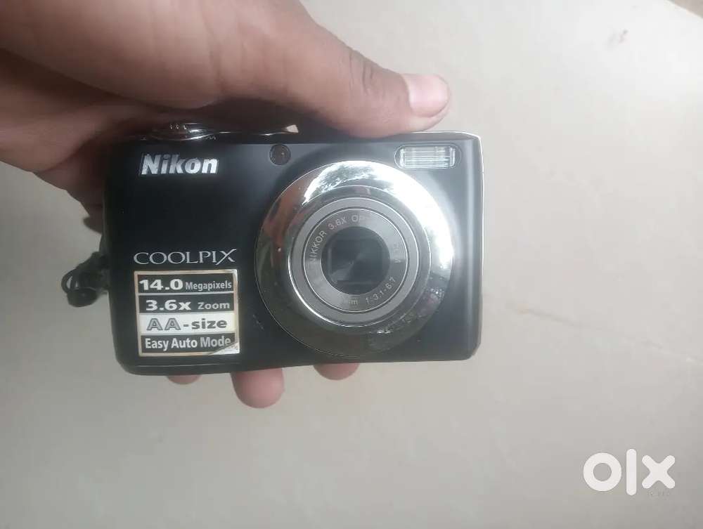 Nikon corp japan Nikon coolpix 14.0 megapixels 3.6 zoom