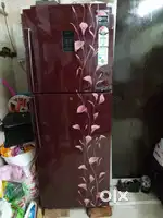 Samsung fridge for sale. Excellent condition.300 litres.