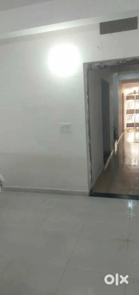 Mujhe Godown/office kiraye se dena hai