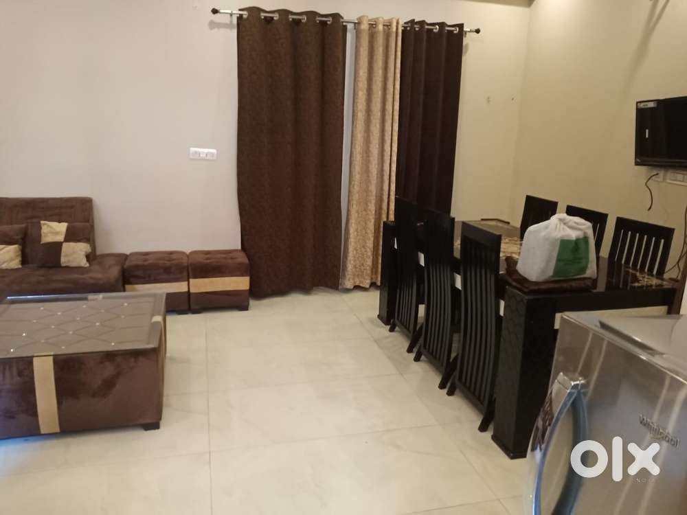 3bhk fully furnished flat for rent in zirakpur
