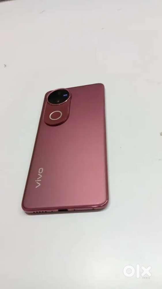 Vivo v50 8,128gb