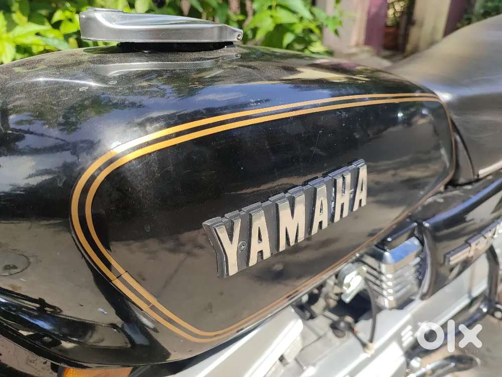 RX- 100 excllent condition,TIME PASS DON'T WASTE YOUR ?