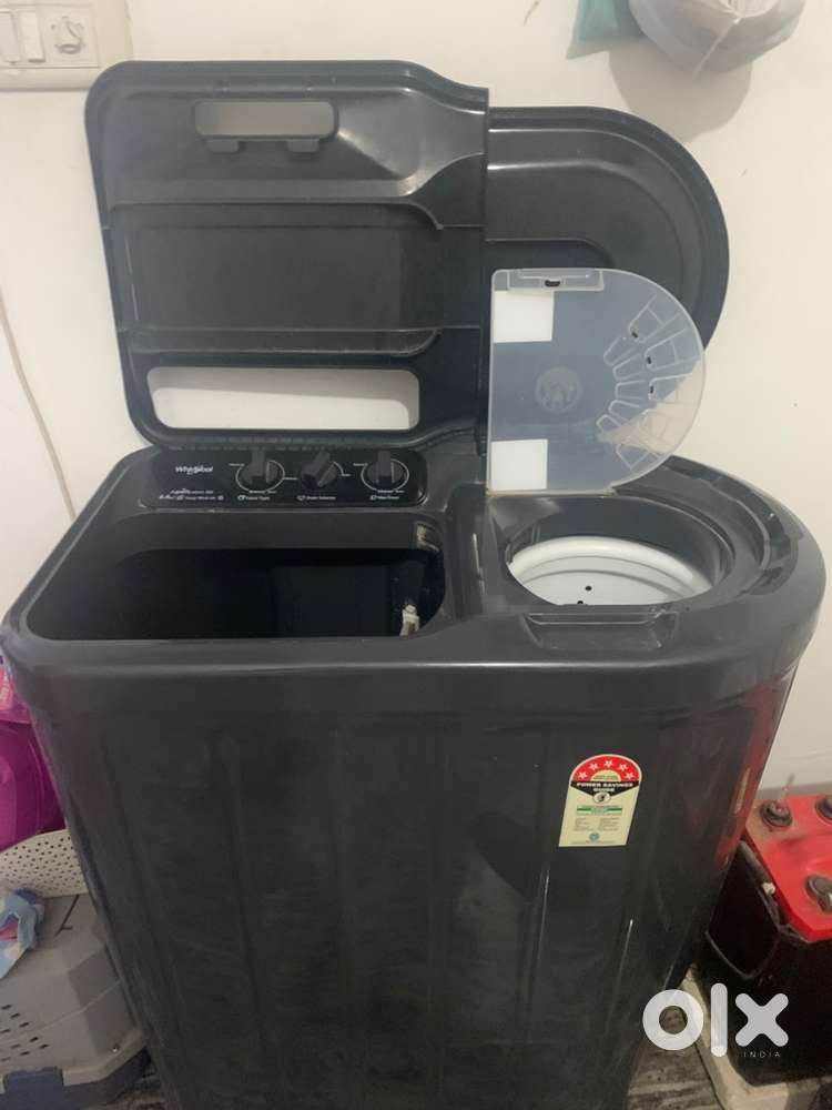 Whirlpool - 5 STAR rated Washing Machine - with Dryer