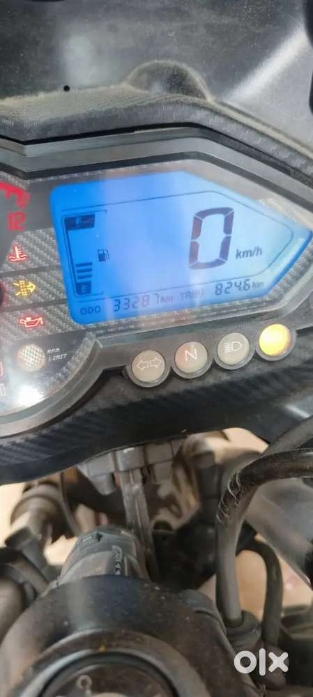 Bajaj pulsar 220f model 2019 top condition