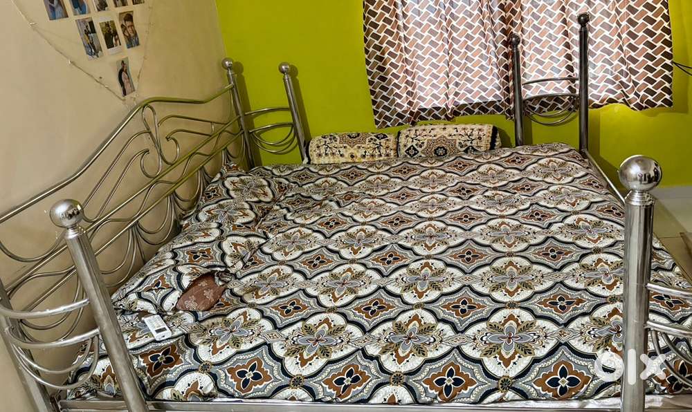 King size bed