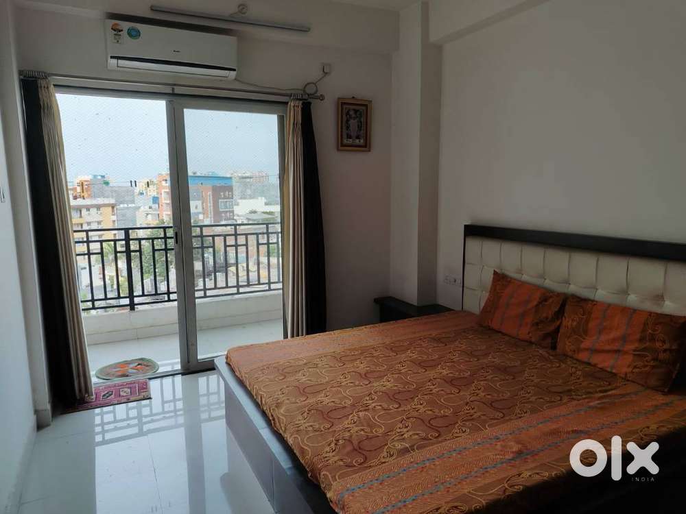 Looking for Flatmates