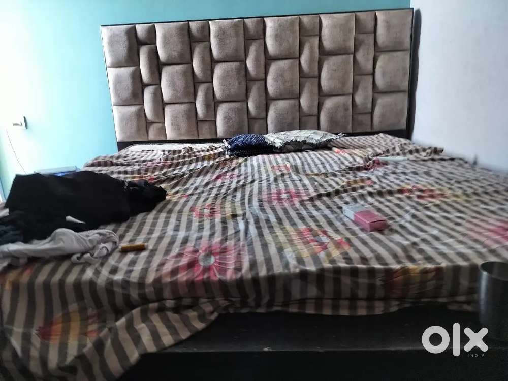 King size double bed