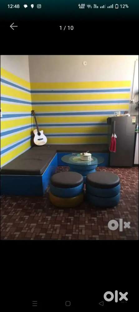 Furnished floor for bachelors