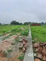रॉबर्ट्सगंज सतंकिनाराम डिग्री कॉलेज के बगल मे आवासिया प्लाट 18 फ़ीटरोड