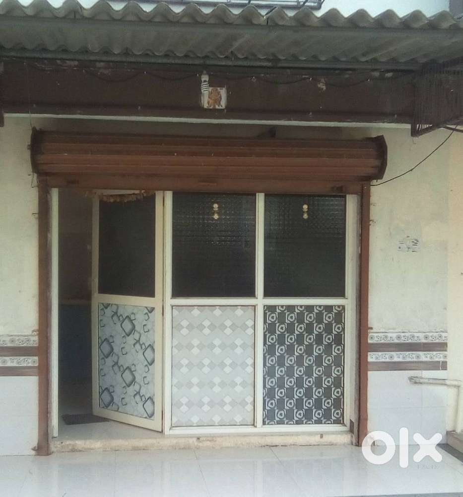 Shop for rent near virar platform 1 west prime location