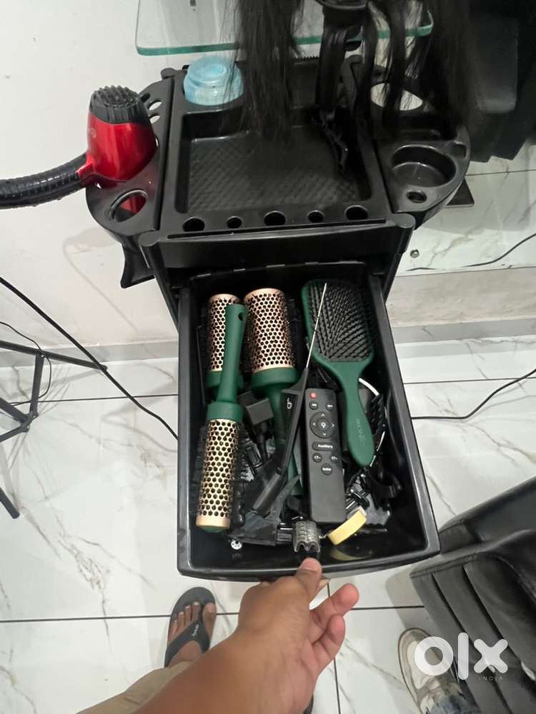 All types of beauty and saloons products available at high quality