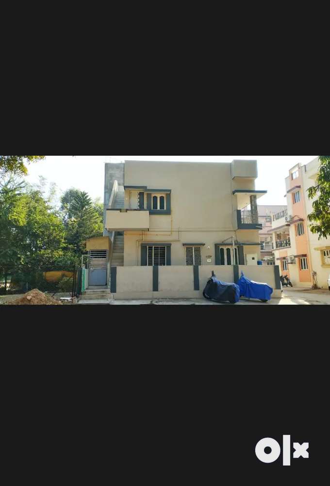 2 BHK Unfurnished Sector 4