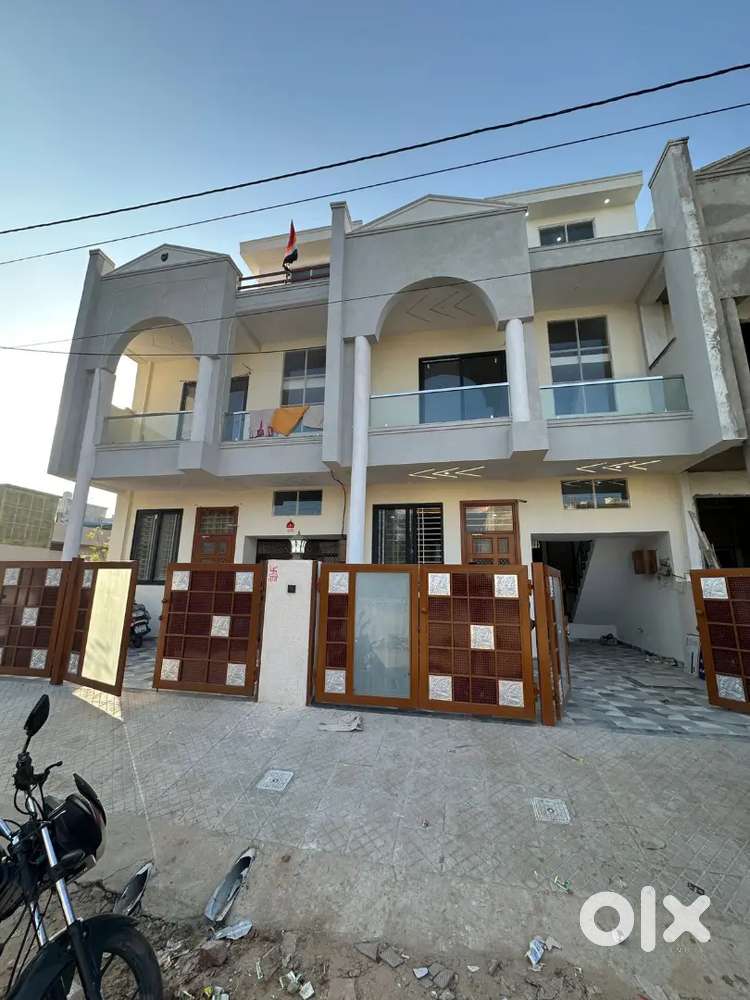 4BHK luxurious Villa Available For Kalwar Road