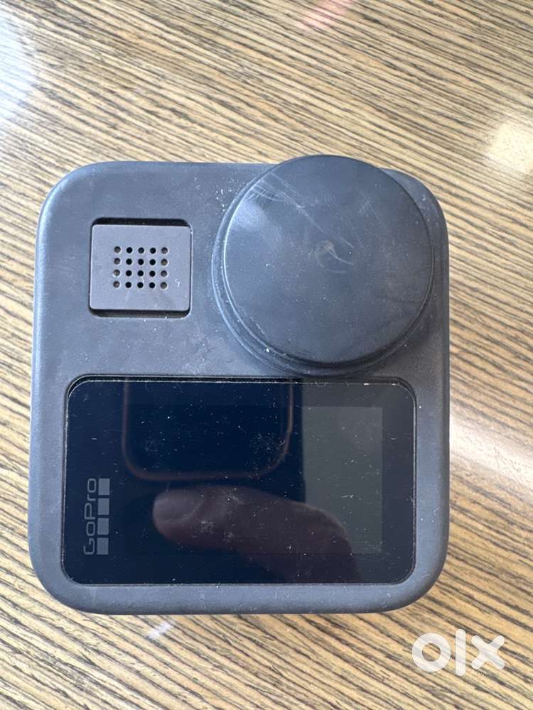 Gopro Fusion max 360 with extra battery & fast charge