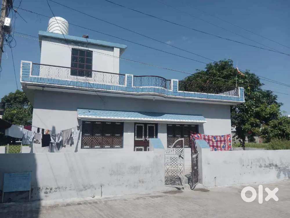 House with land (7500 sqft)