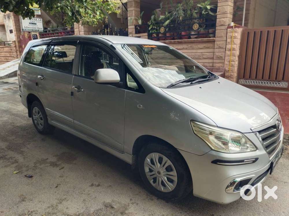 Toyota Innova 2.5 G (Diesel) 8 Seater, 2014, Diesel
