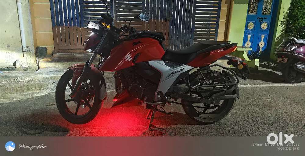 TVS apache 160 v4