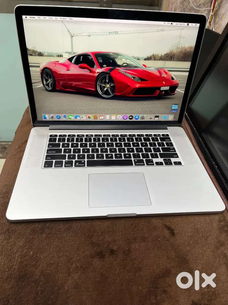 Apple Macbook Pro 15 inch Core i7 16 GB 256 Apple SSD