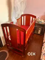 Wooden baby crib cum jhoola with mattress