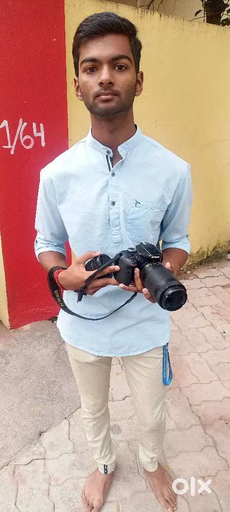 DSLR camera for rent in 300