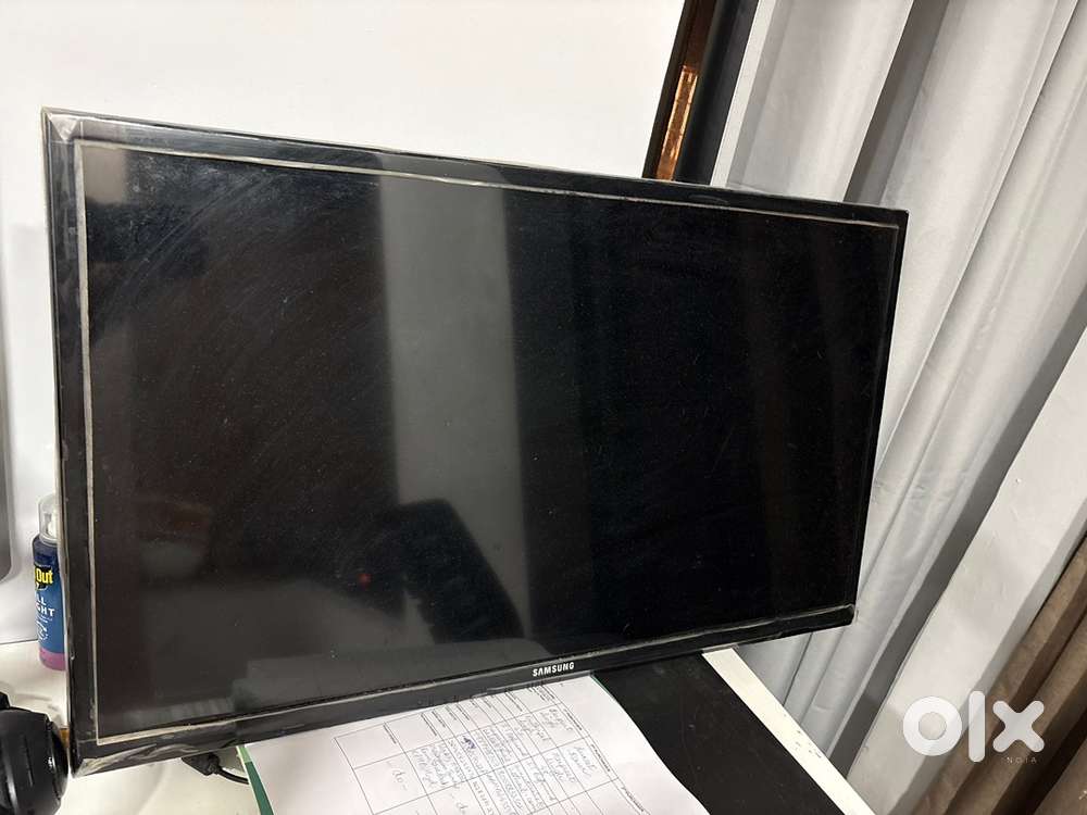 Samsung 32 inch TV for sale