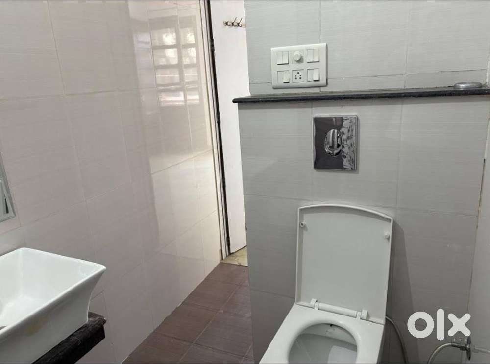 2 bhk floor for rent