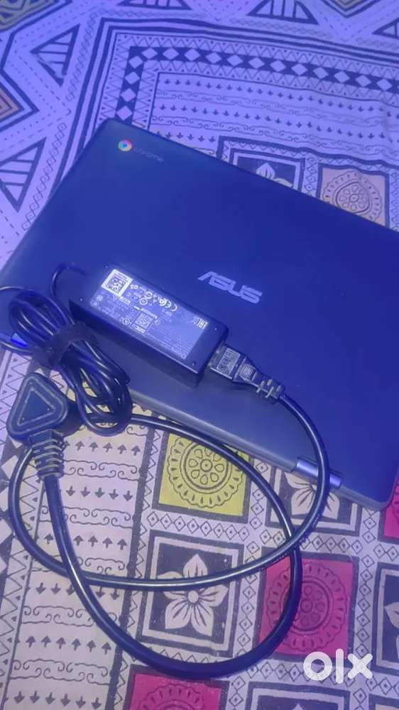 ASUS CHROME BOOK LEPTOP