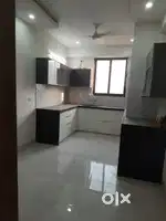 Flat good location near park school hospital