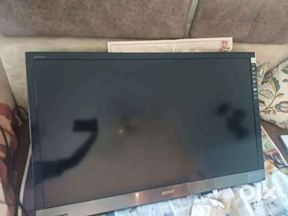 Selling sony bravia