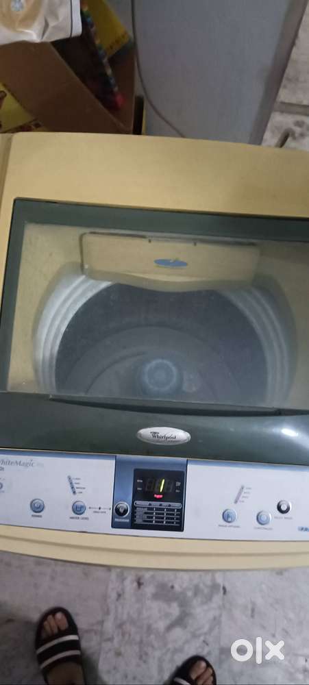 Fully automatic 7 kg Whirlpool washing machine