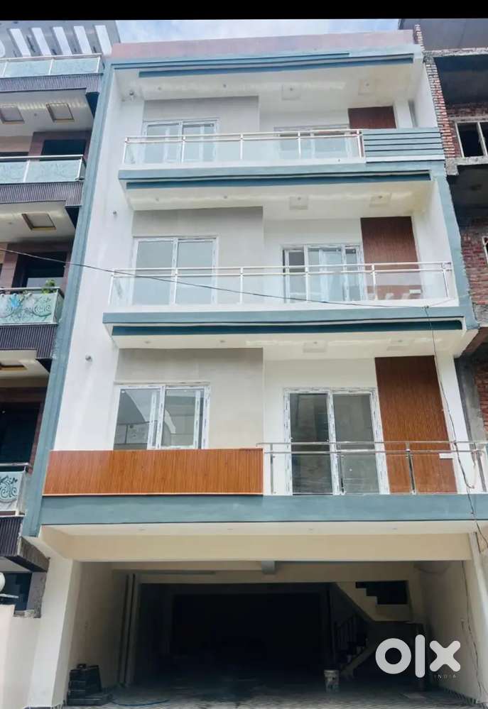9bhk flat for sale near turner road