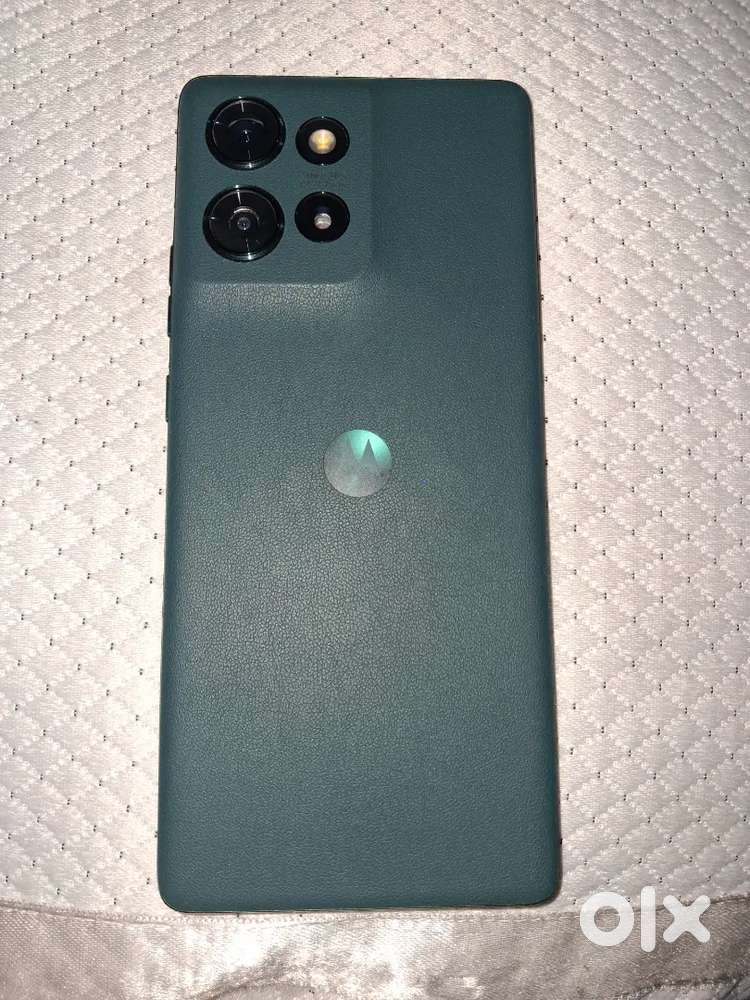 Moto edge 50. Brand new Condition.