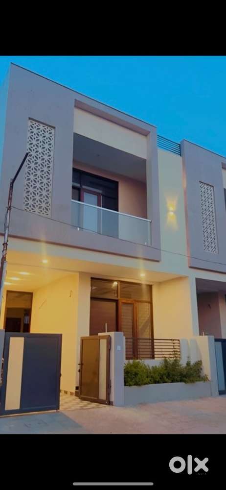 Luxury 5 BHK FOR SALE