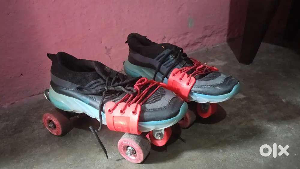 Skate shoes