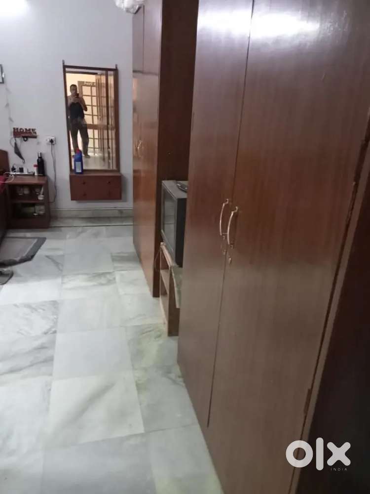 PG FOR GIRLS IN SECTOR 14, GURGAON